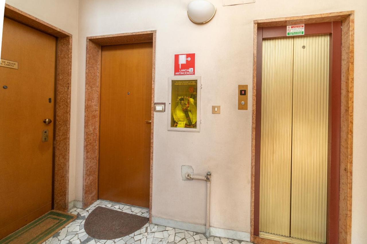 Central Apartment Milano Екстериор снимка